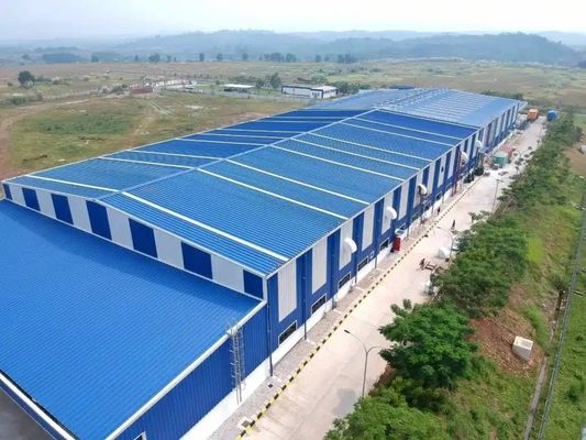Konstruksi Struktur Baja Ringan Konstruksi gudang industri logam prafabrik