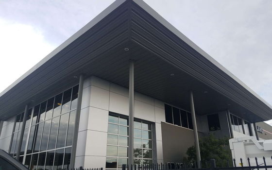 Konstruksi gudang baja yang dapat disesuaikan Konstruksi struktur baja prefabrikasi Gedung gudang
