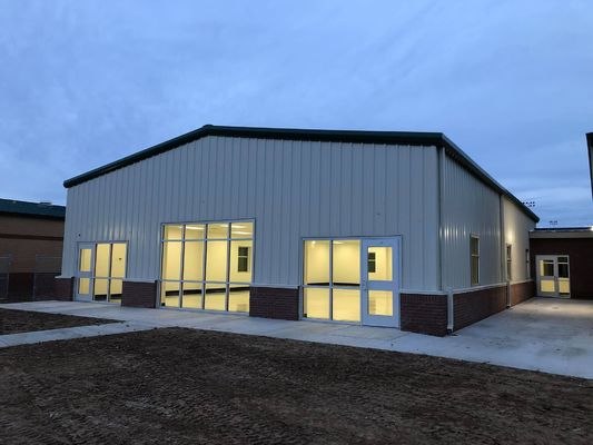 Struktur baja untuk bengkel gudang