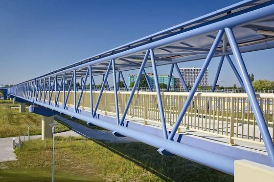 Hot Dip Galvanized Steel Footbridge Untuk Jalan Pejalan kaki tahan cuaca