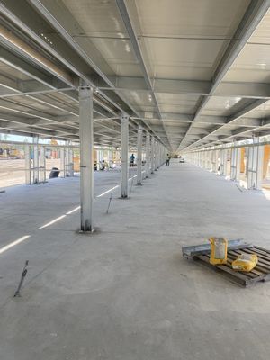 Custom Skylight Prefab Steel Warehouse Pemasangan cepat