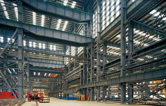 Custom Q355B Pre-engineered Modular Prefab Industrial Warehouse Struktur Baja Bangunan Konstruksi