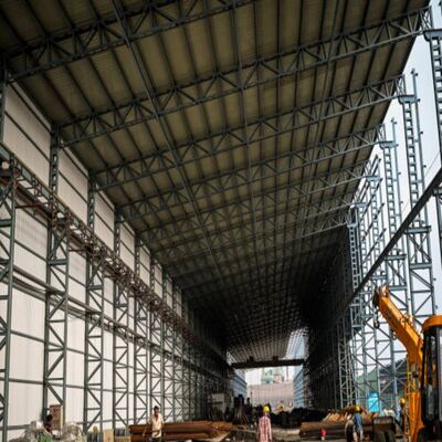 Proyek Struktur Baja Arsitektur yang Dibuat Khusus dengan Fabrikasi Presisi Tinggi dan Ketahanan Gempa